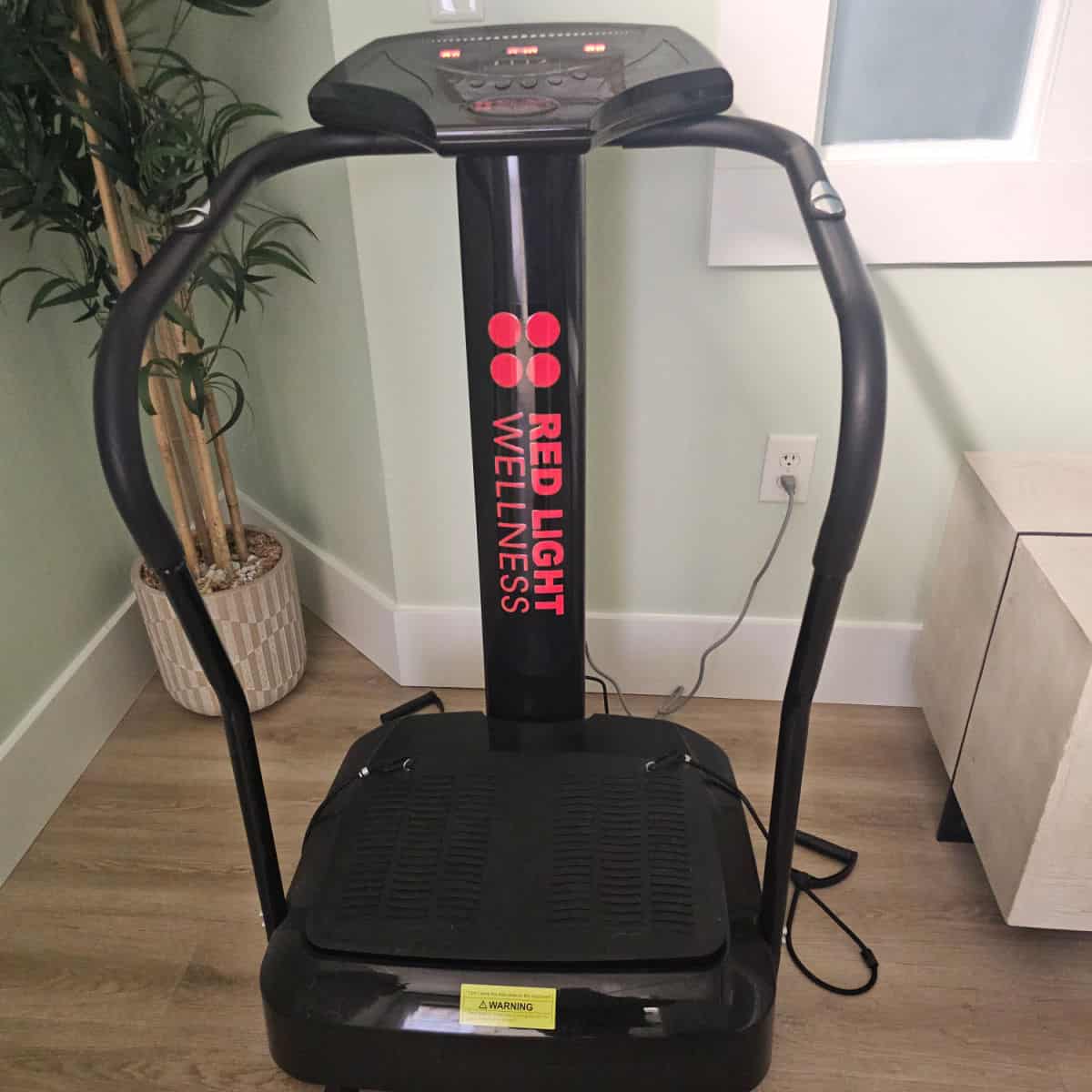 Whole-body vibration plate
